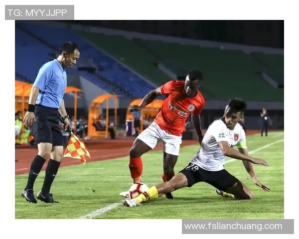 河北华夏与北京人足球对决精彩纷呈谁能在赛场上笑到最后 河北华夏与北京人足球对决精彩纷呈谁能在赛场上笑到最后