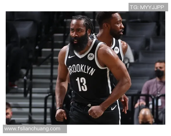 篮网与魔术精彩对决回放哈登表现引人瞩目解析