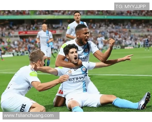 西悉尼队与上港队员的精彩对决分析与战术解析