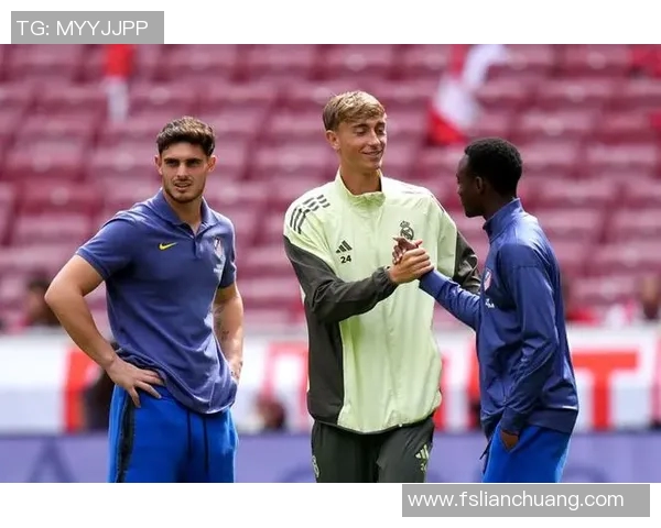 马德里德比解析：马竞与皇马的战术博弈与手法对抗