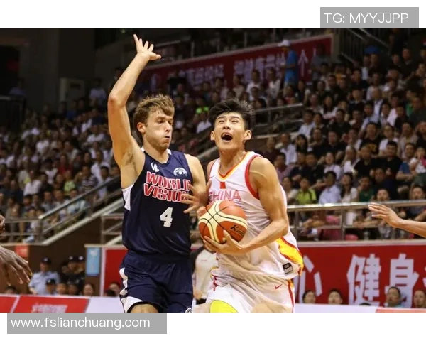 国奥男篮迎战意大利全力争胜展现青春风采与竞技精神