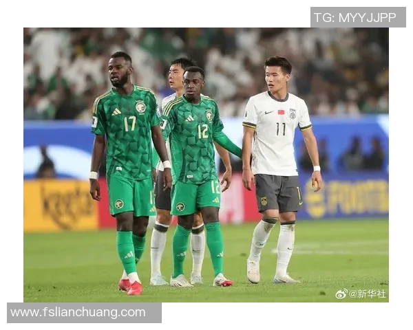 国足客场挑战乌兹别克全力争胜展现团队实力与拼搏精神