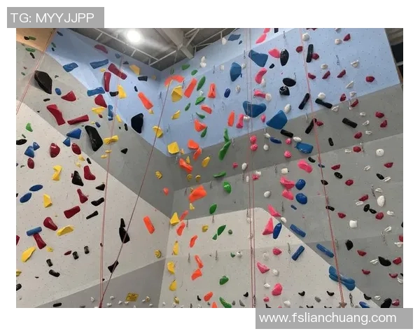 攀岩战术解析:深入探讨上海攀岩队的区域防守策略与实践 攀岩战术解析:深入探讨上海攀岩队的区域防守策略与实践