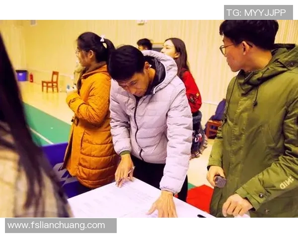 武汉羽毛球队逆袭之路：从默默无闻到杯赛冠军的辉煌历程